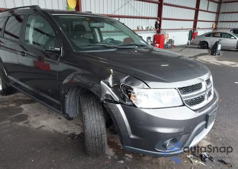 2017 Dodge Journey Sxt Awd z USA, uszkodzony, nr VIN 3C4PDDBG9HT549117